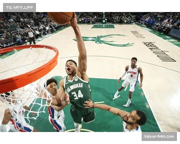 活塞转换进攻体系分析 坎宁安持球推进与分球时机